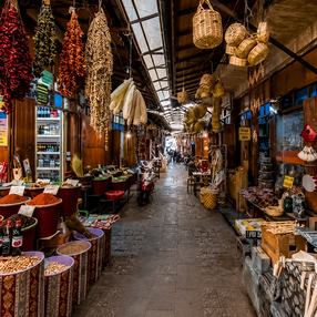 Gaziantep Almacı Pazarı — yöresel ürünler ve baharat